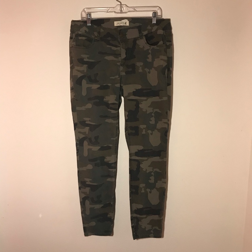 Camo jeans